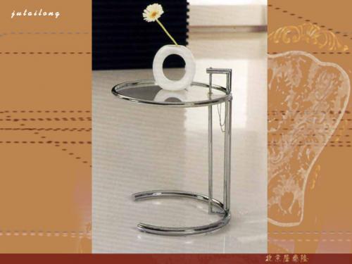 Petite table basse en verre
