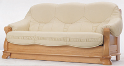 canap en cuir vert base en bois modle 3D de trois personnes