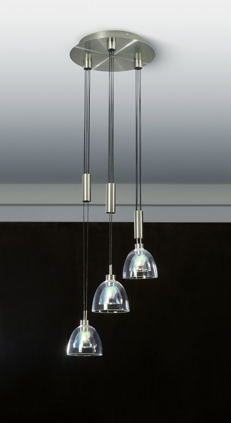 Combinaison de lustre de cristal clair et simple